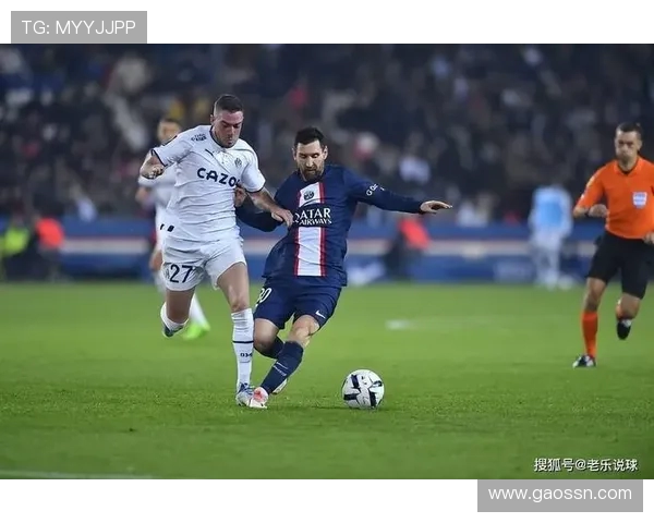 马赛加强高空球防守措施全解析及后防线应对策略 马赛加强高空球防守措施全解析及后防线应对策略